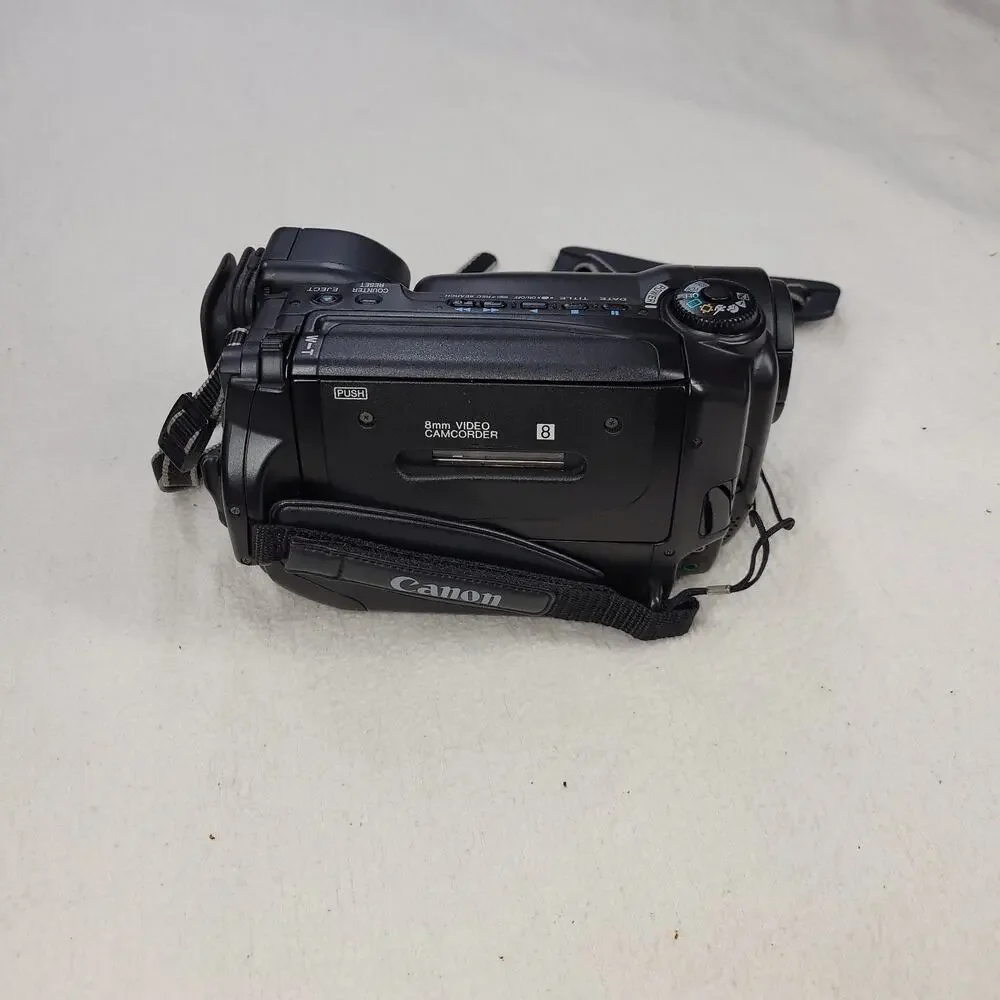 Canon Camcorder ES900 HI-FI Stereo 8mm Video 8 Read Description For Parts Videos